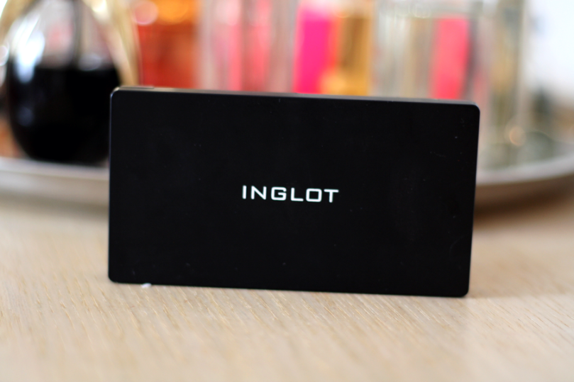 Inglot trio packaging